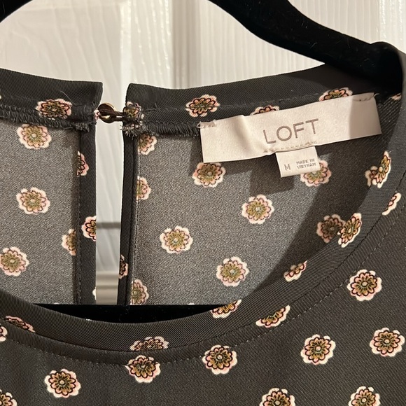 Loft dress, size medium - Picture 2 of 3